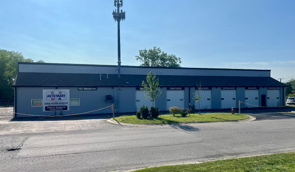 Auto Services Shop | Tow Lot